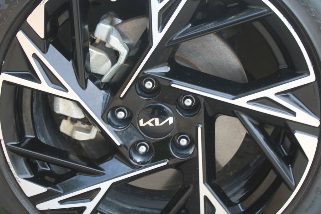 Certified 2025 Kia K5 GT-Line w/ GT-Line Premium Package FWD image 17