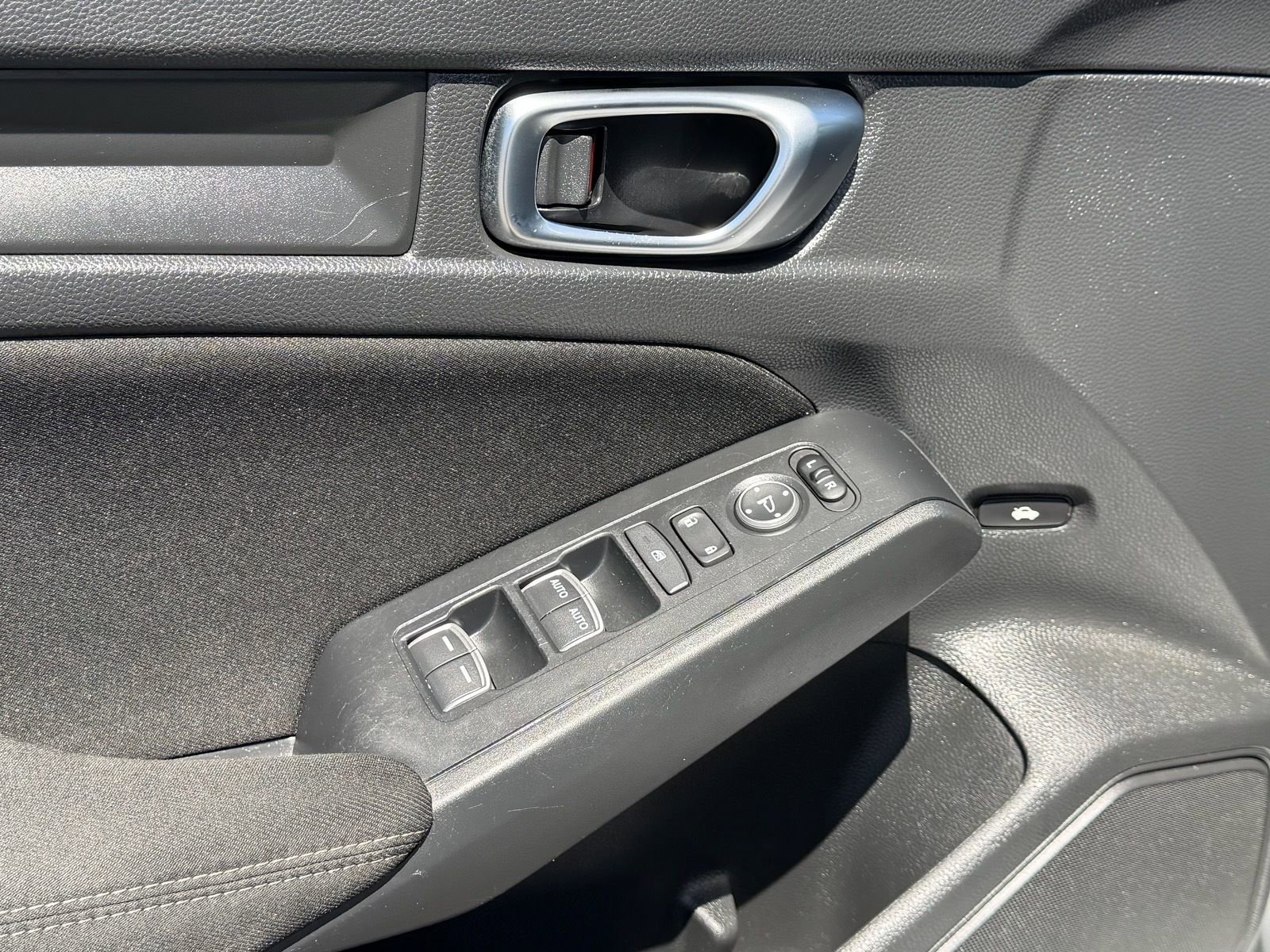 Used 2022 Honda Civic Sport image 24