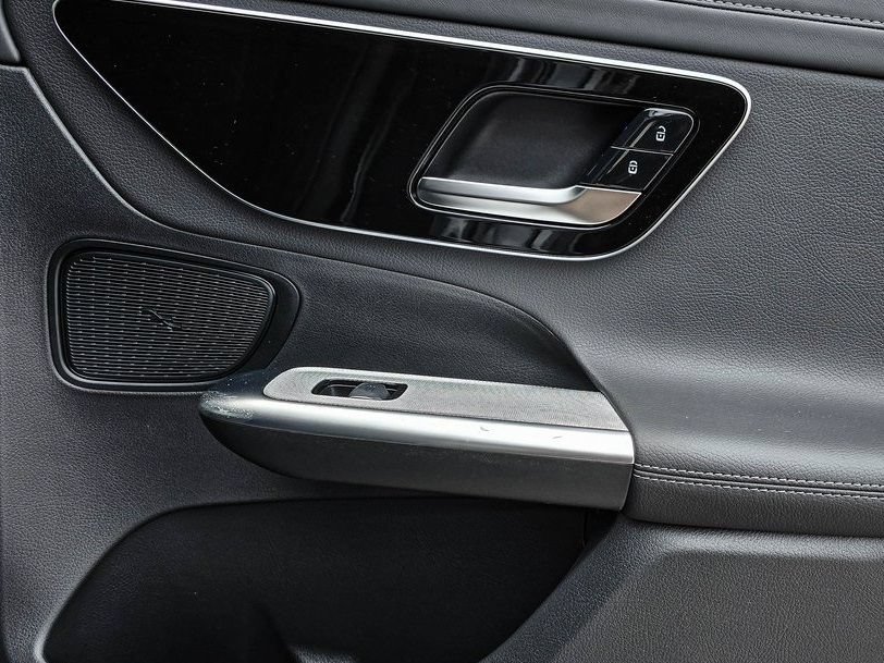 New 2026 Mercedes-Benz GLC 300 4MATIC image 33