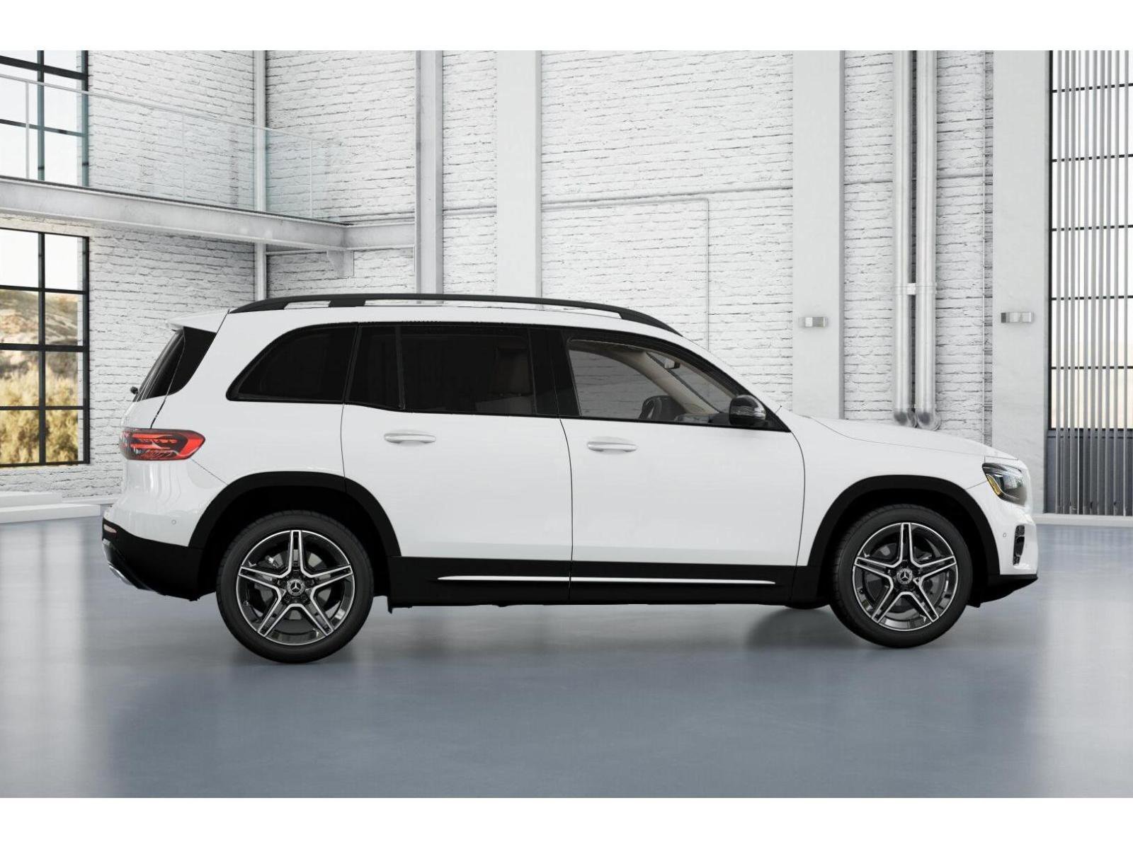 New 2026 Mercedes-Benz GLB 250 4MATIC image 17