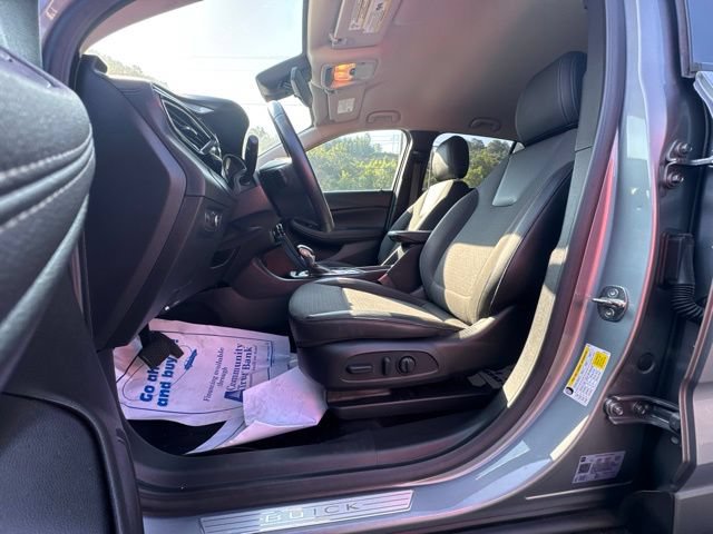 Used 2023 Buick Encore GX Select FWD image 11