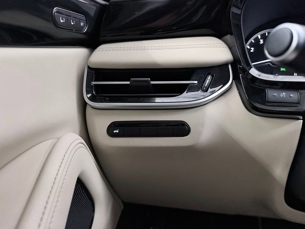 Certified 2024 INFINITI QX60 Pure image 21