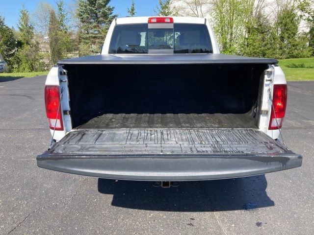 Used 2017 RAM 1500 Classic SLT AWD/4WD image 27