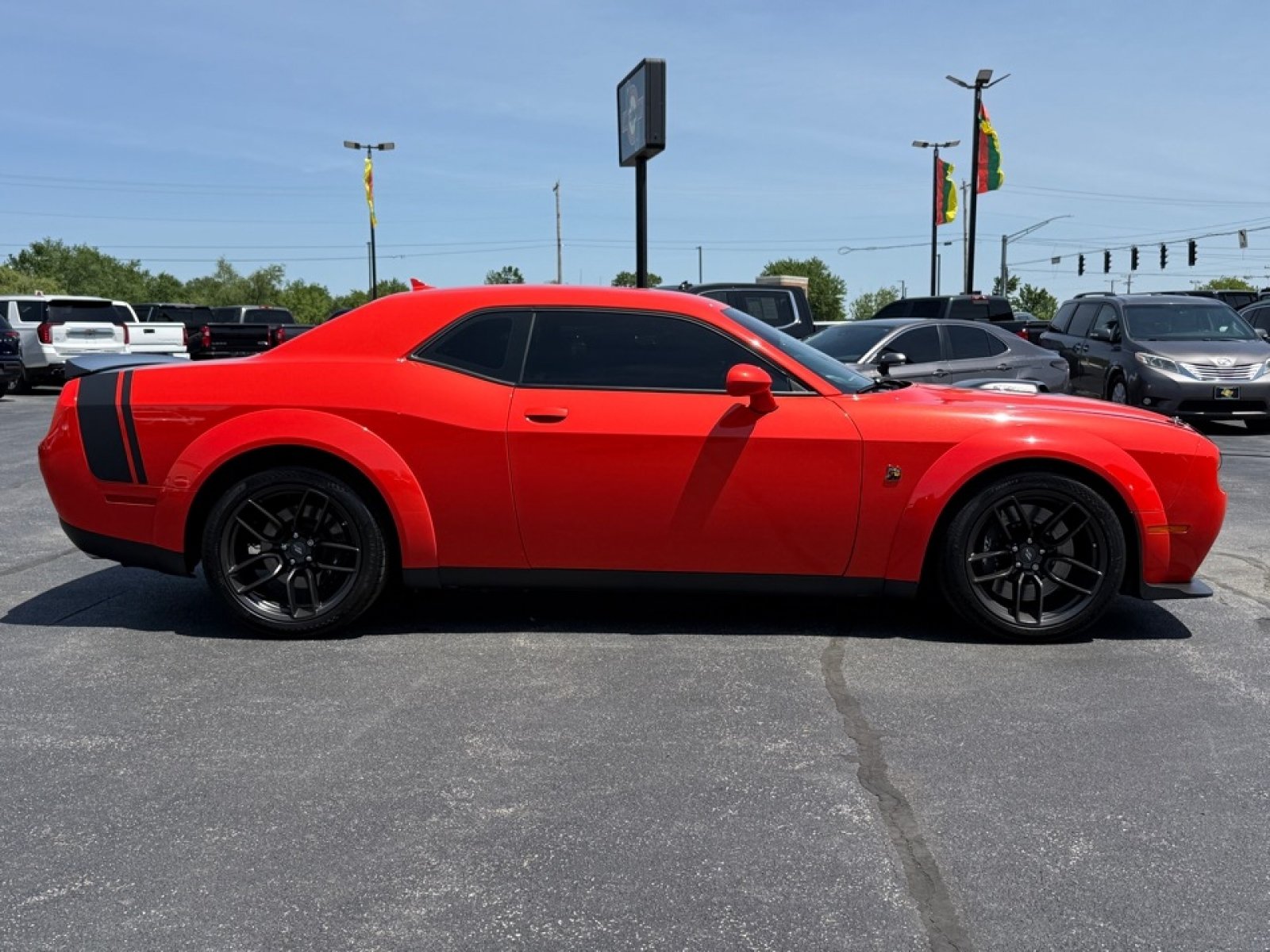 Used 2022 Dodge Challenger R/T Scat Pack RWD image 9
