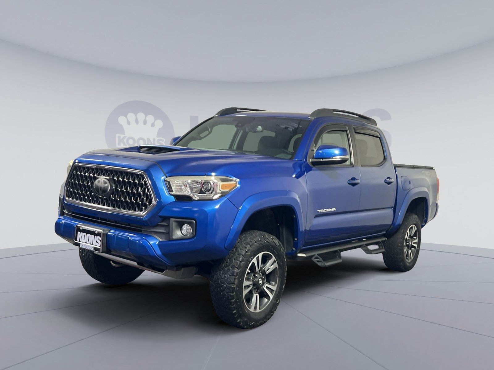 Used 2018 Toyota Tacoma TRD Sport w/ Technology Package AWD/4WD image 5