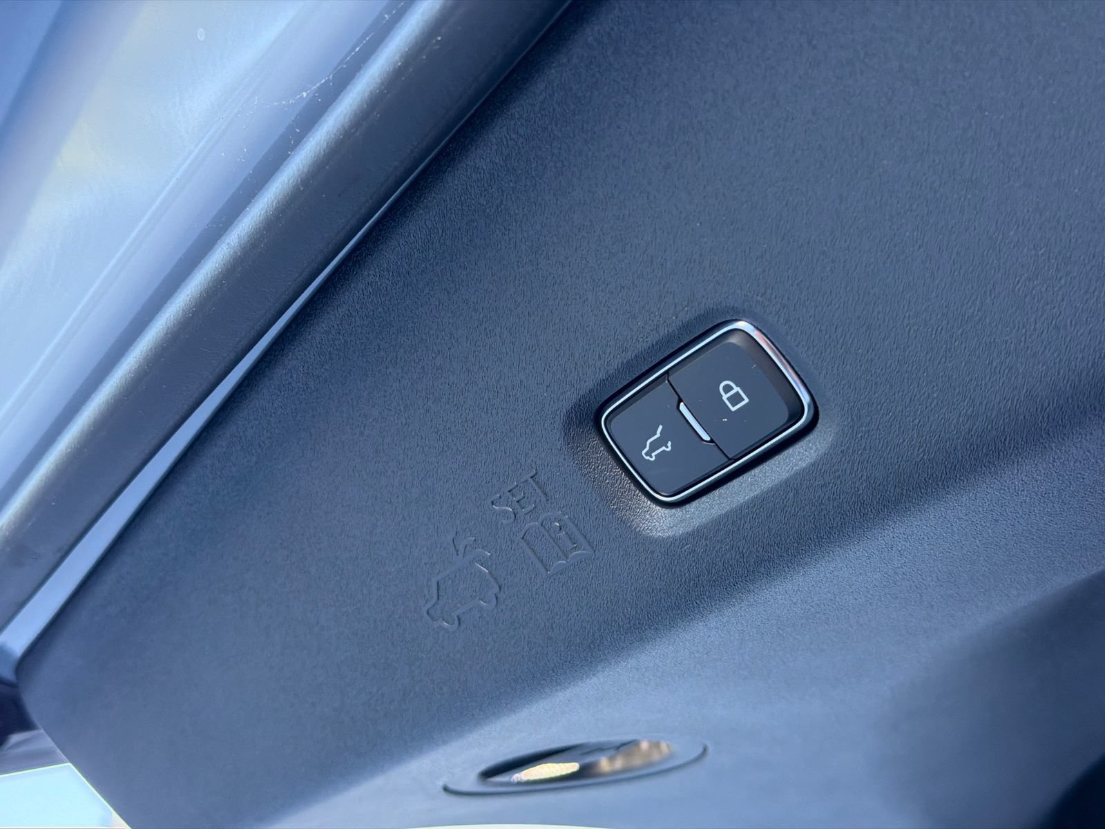 New 2026 Lincoln Navigator L Reserve w/ Jet Appearance Package AWD/4WD image 9