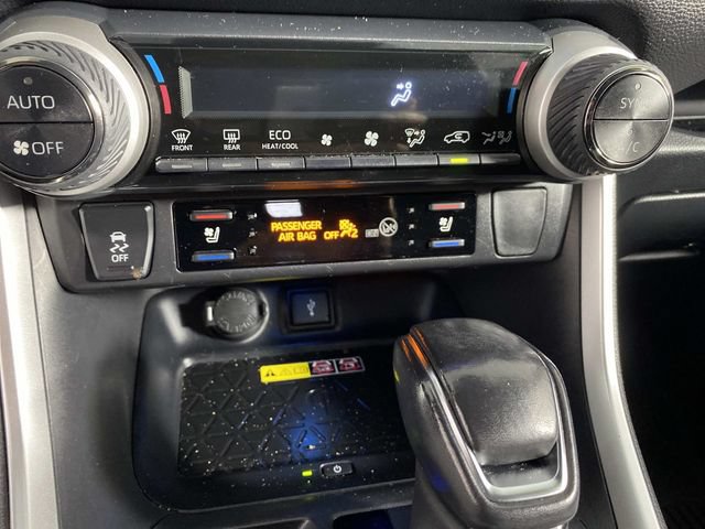 Used 2022 Toyota RAV4 XSE w/ Premium Package AWD/4WD image 24