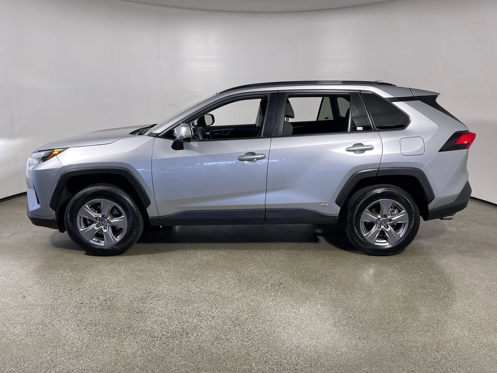 Certified 2024 Toyota RAV4 XLE AWD/4WD image 6