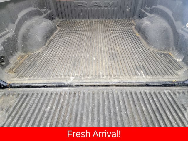 Used 2019 RAM 1500 Laramie AWD/4WD image 16