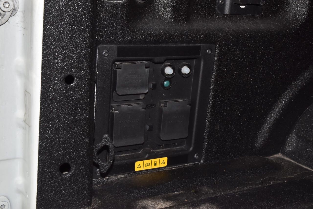 Certified 2023 Ford F150 Lightning Platinum image 41