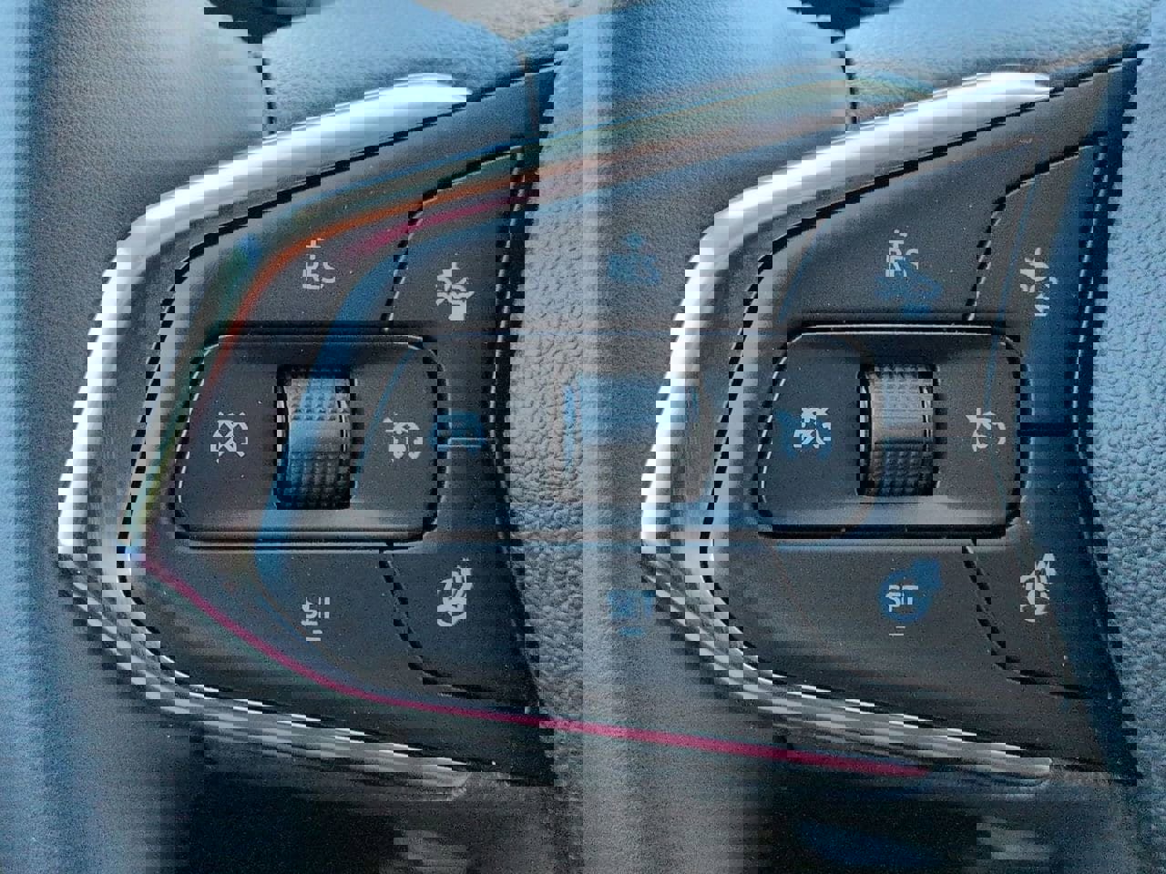 Certified 2024 Chevrolet Trax LT w/ Driver Confidence Package image 11