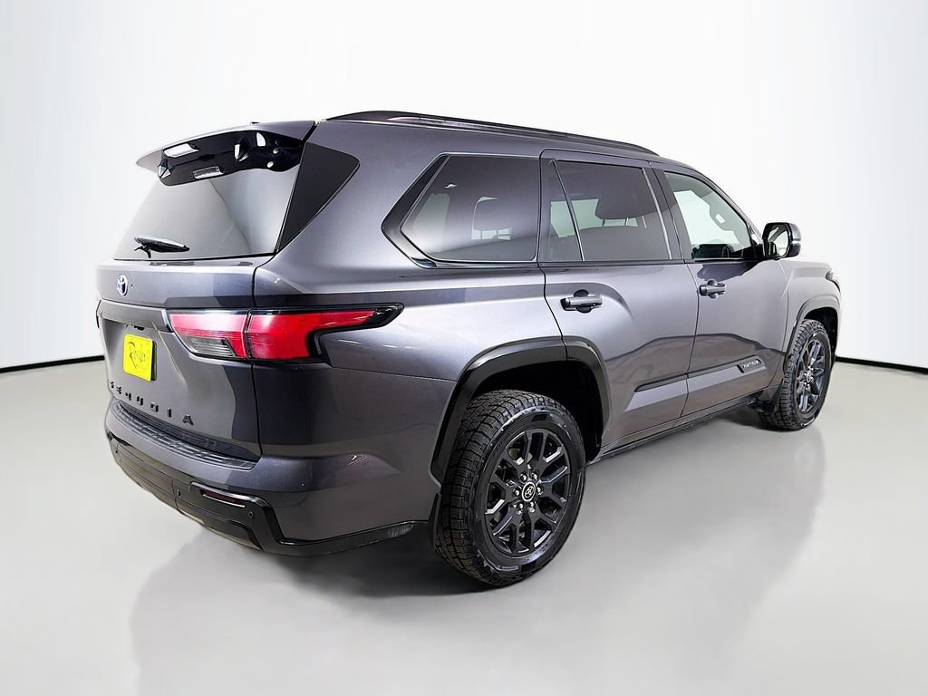 Used 2023 Toyota Sequoia Platinum AWD/4WD image 6