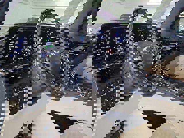 Certified 2024 Cadillac Escalade ESV Premium Luxury w/ Performance Package image 10