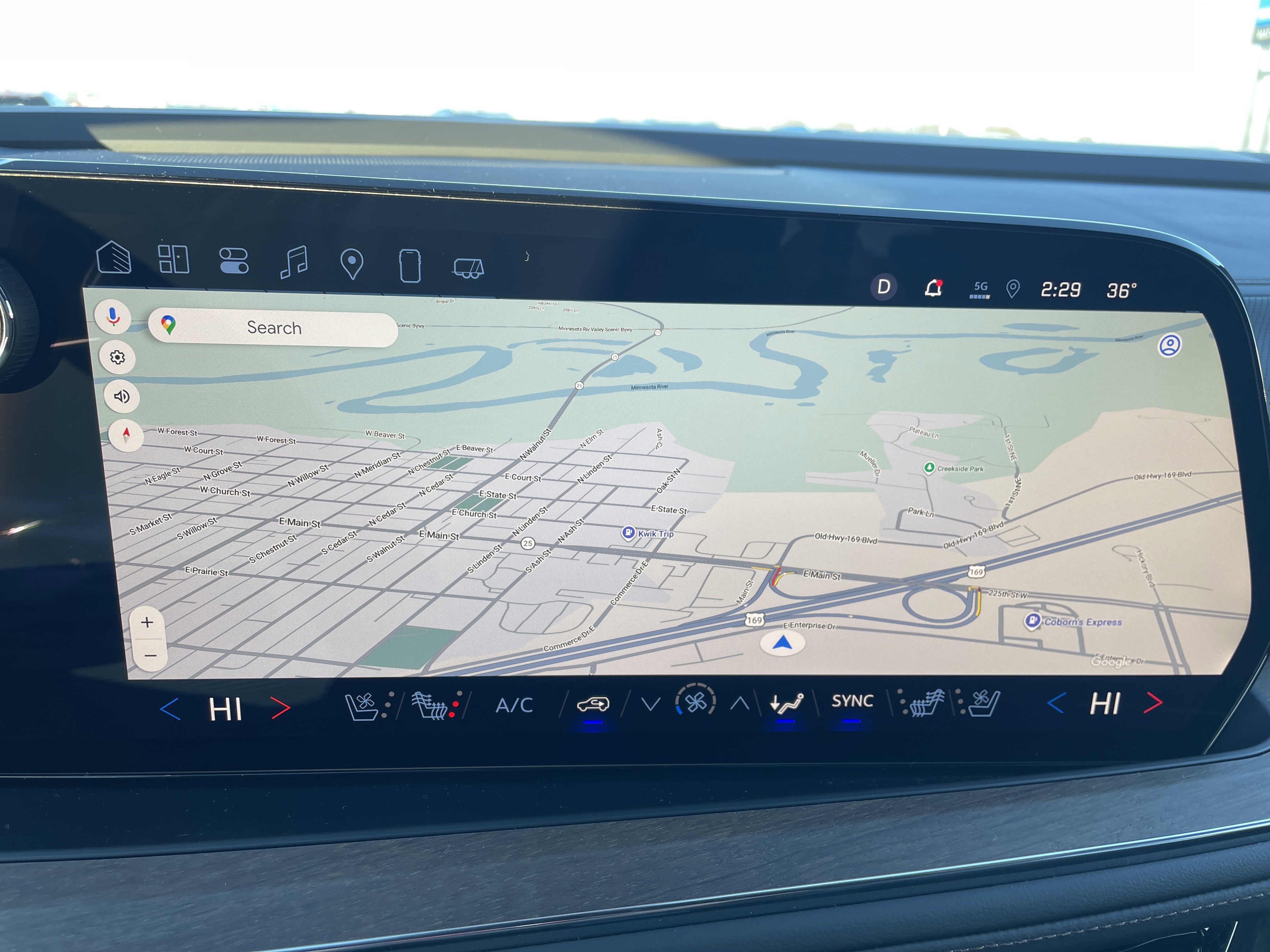 Certified 2025 Chevrolet Suburban High Country image 13