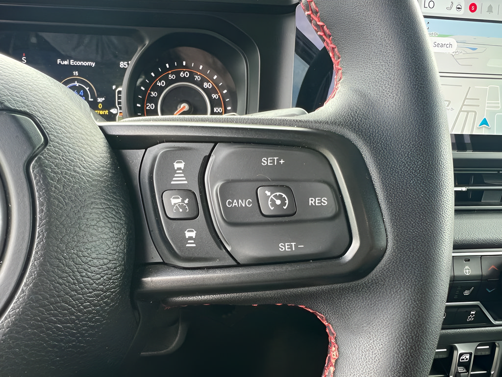 Used 2024 Jeep Wrangler Unlimited Rubicon AWD/4WD image 22