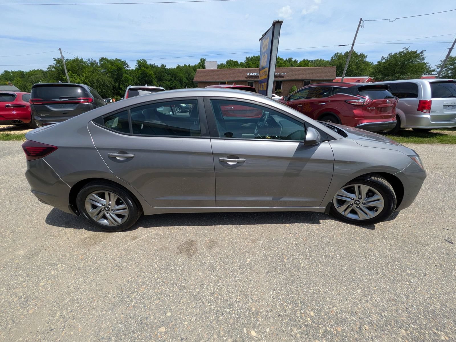 Used 2020 Hyundai Elantra SEL w/ Winter Weather Package FWD image 7