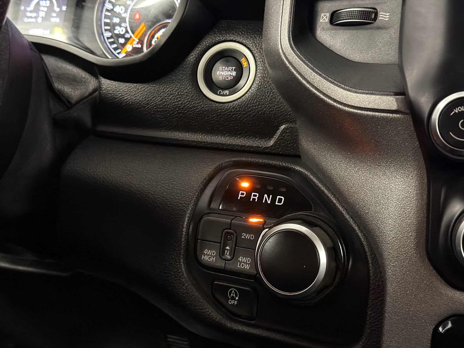 Used 2019 RAM 1500 Tradesman AWD/4WD image 24