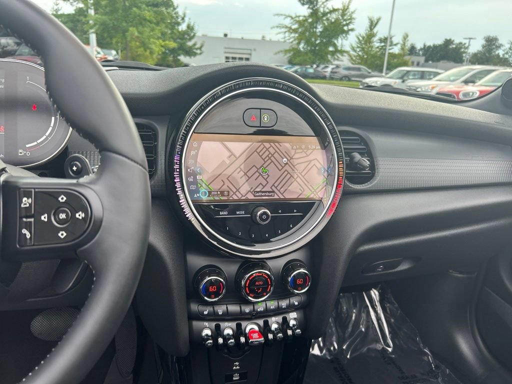 Used 2024 MINI Cooper S w/ Seaside Edition FWD image 18