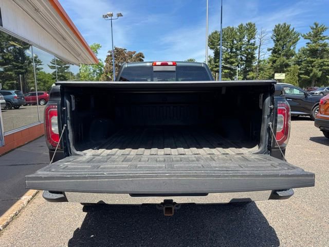 Used 2017 GMC Sierra 1500 SLT w/ SLT Preferred Package AWD/4WD image 24