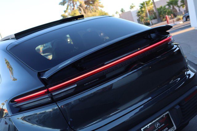 Used 2025 Porsche Macan 4 Electric AWD/4WD image 65