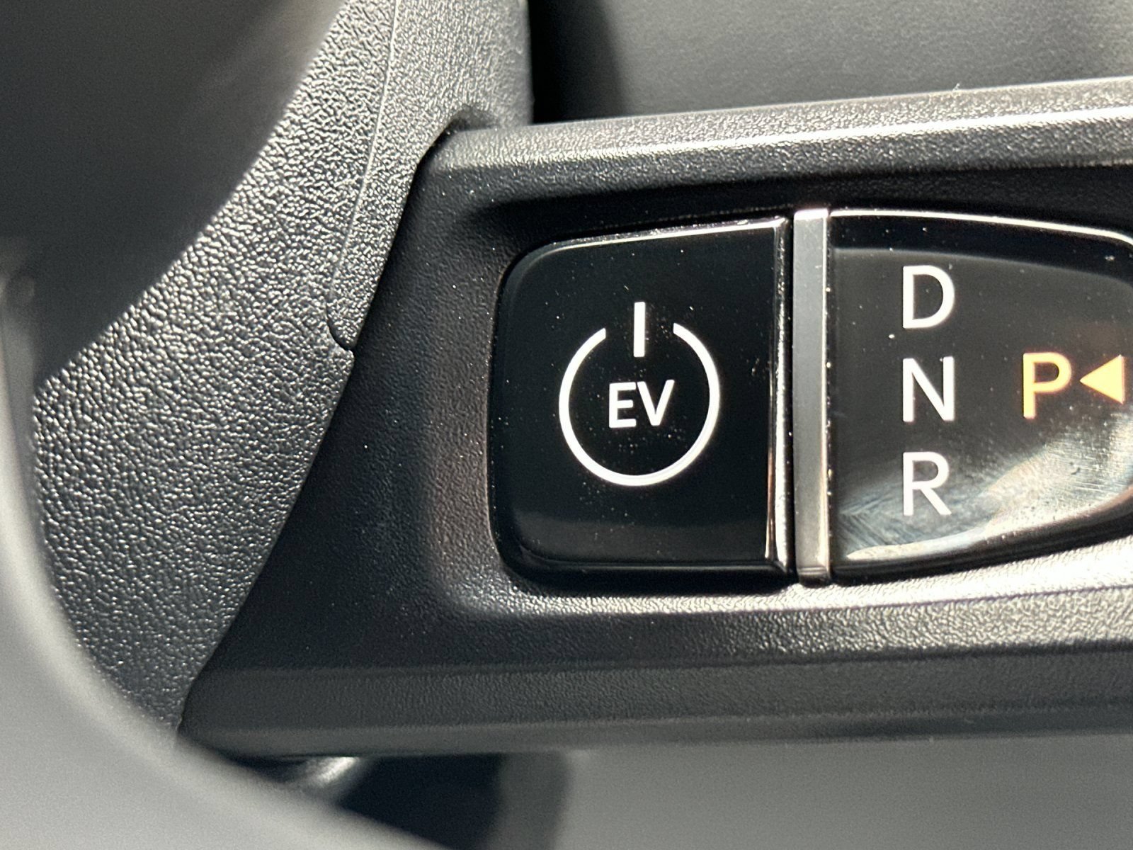 Certified 2024 Kia EV9 Land AWD/4WD image 32