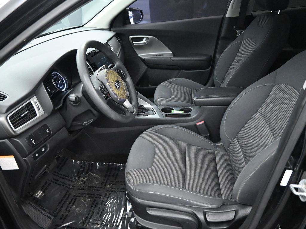 Used 2017 Kia Niro LX image 12