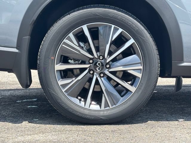 New 2027 INFINITI QX60 Luxe FWD image 3