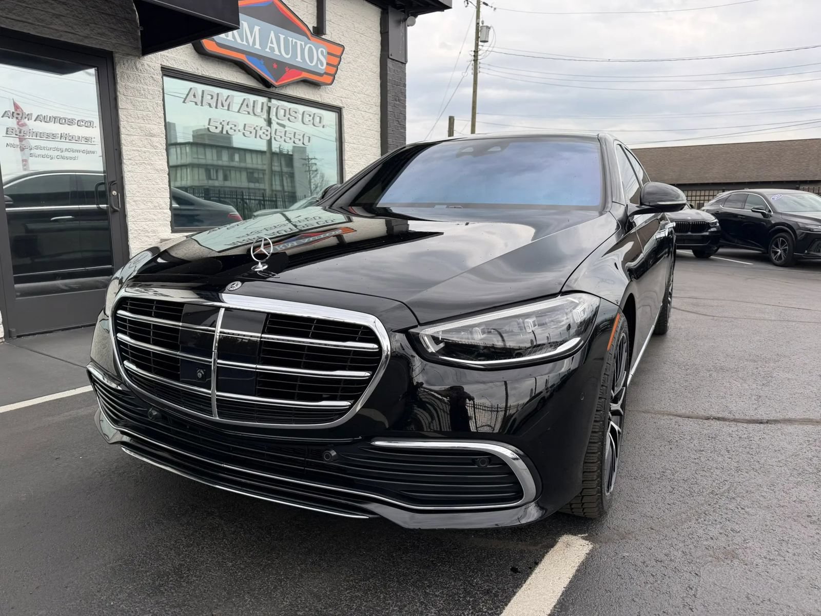 Used 2021 Mercedes-Benz S 580 4MATIC Sedan image 2