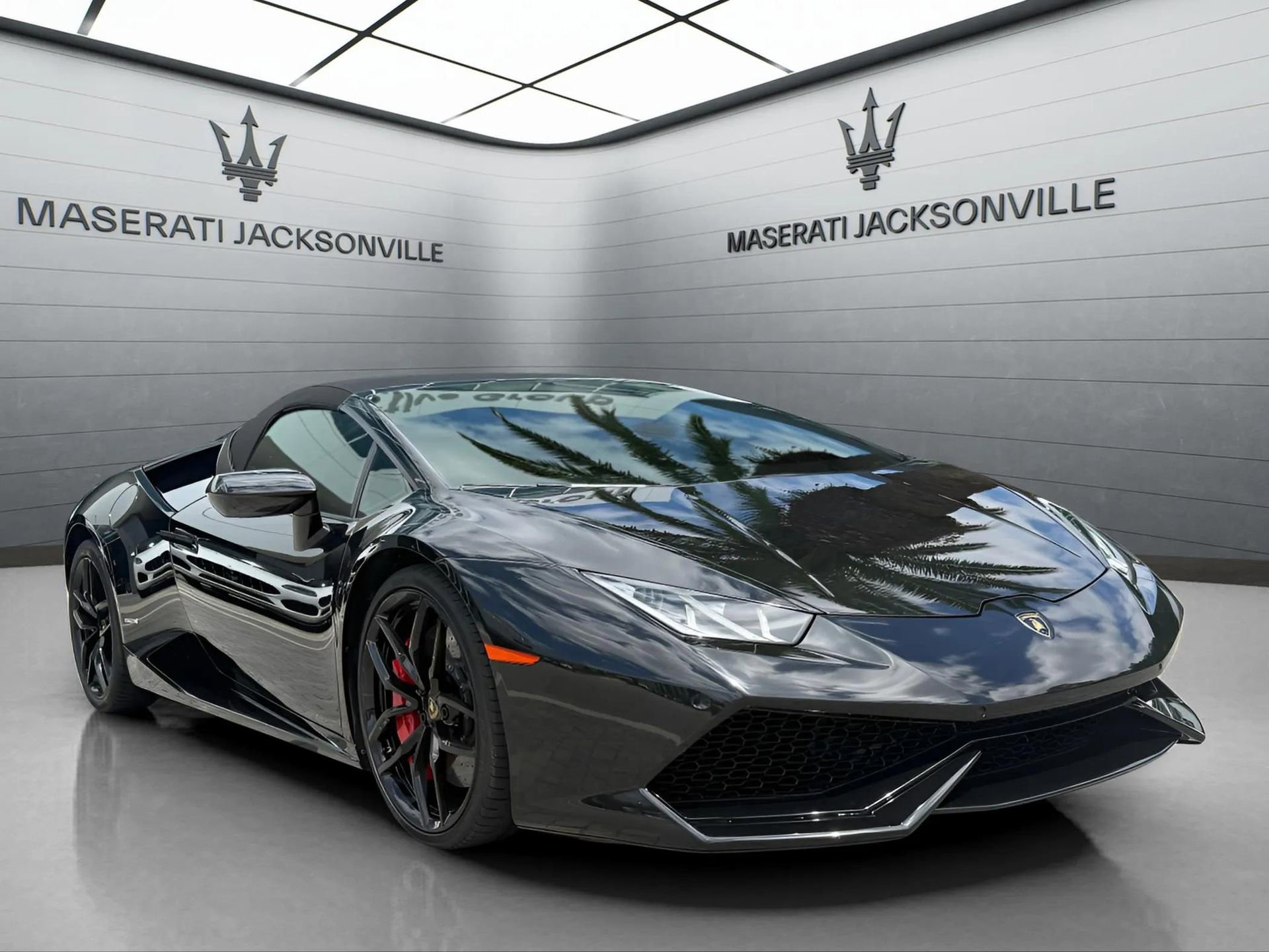 Used 2016 Lamborghini Huracan LP 610-4 image 7