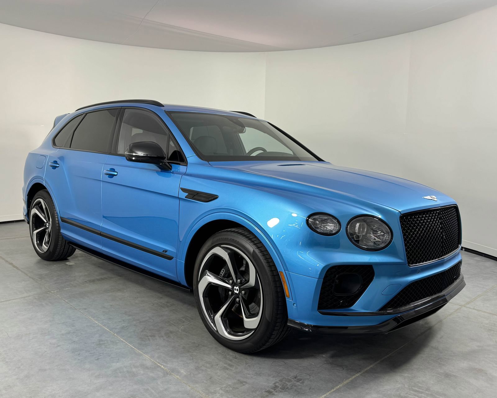Certified 2023 Bentley Bentayga