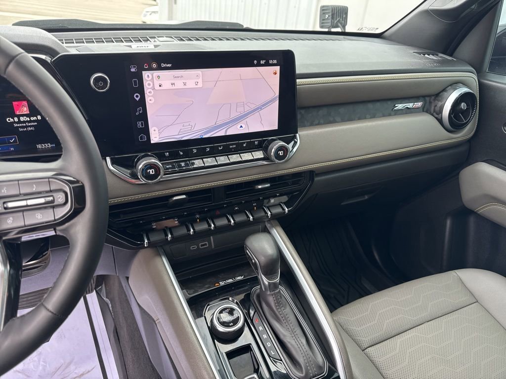 Used 2025 Chevrolet Colorado ZR2 w/ Technology Package image 25