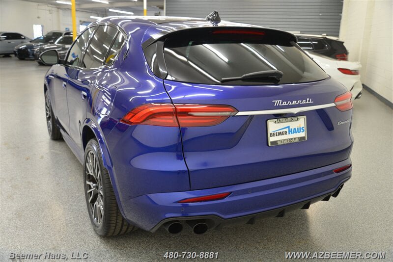 Used 2023 Maserati Grecale Modena AWD/4WD image 10