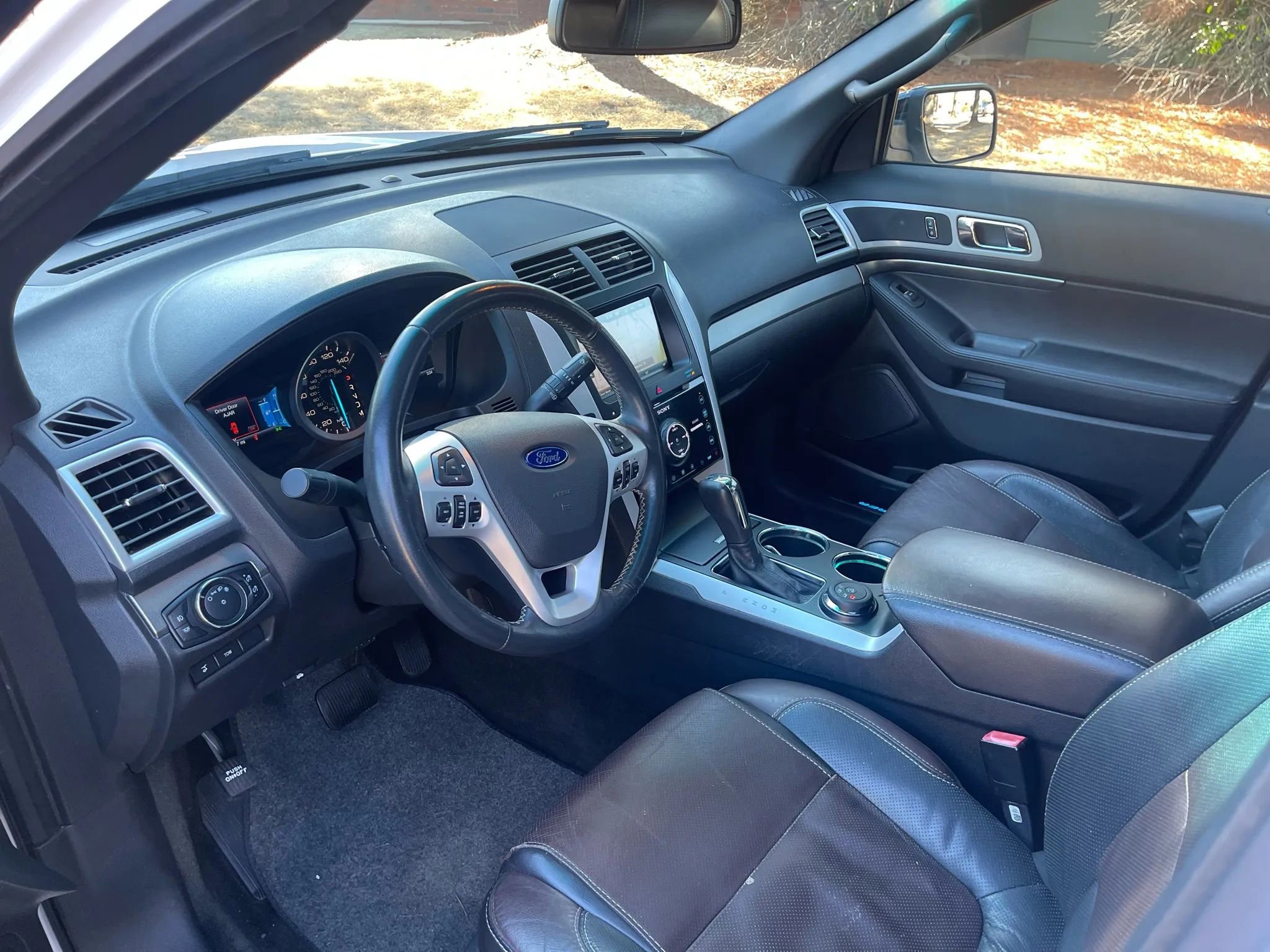 Used 2014 Ford Explorer Sport w/ Equipment Group 401A image 11