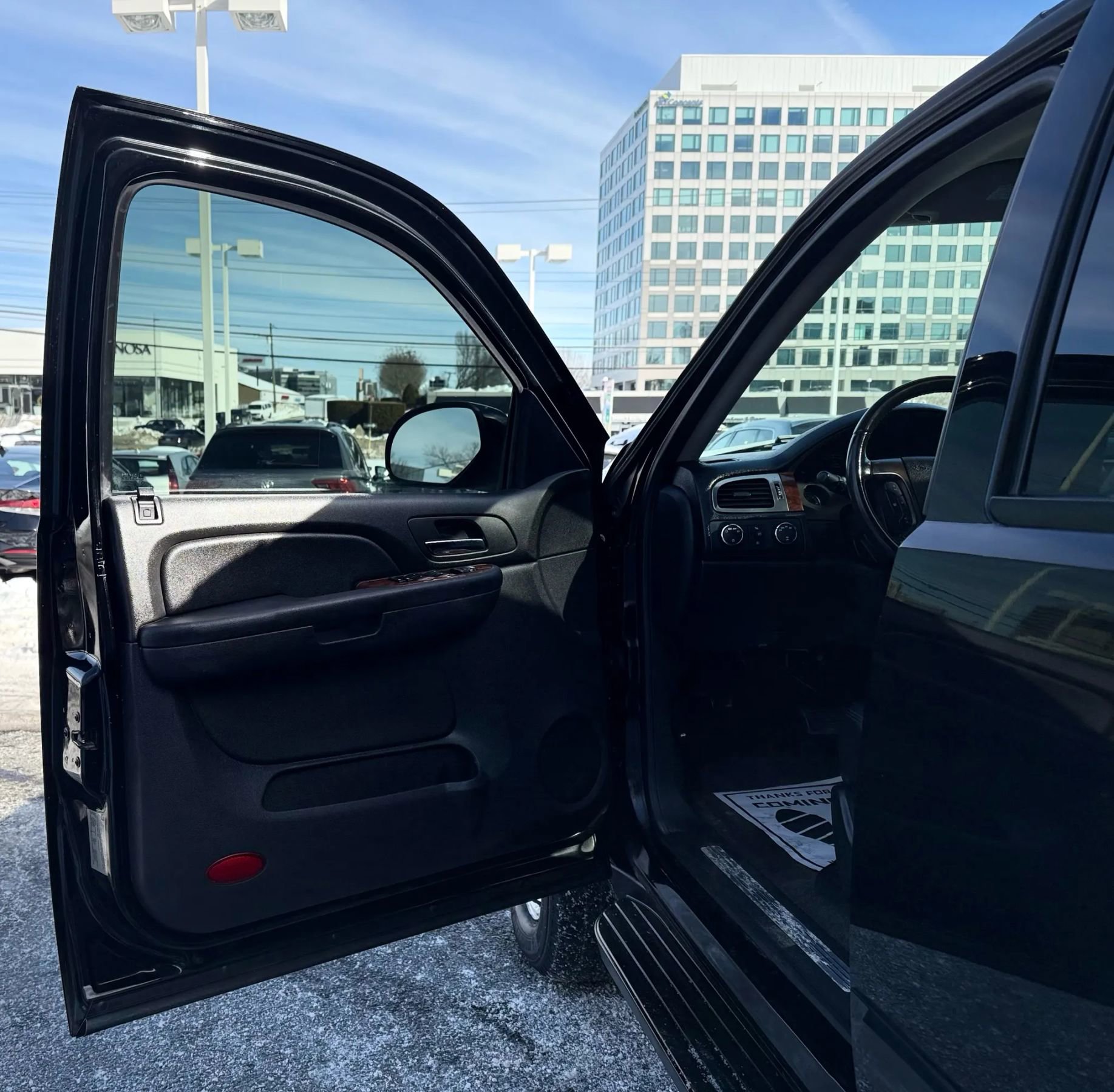 Used 2007 Chevrolet Avalanche LT w/ LT Preferred Equipment Group image 8