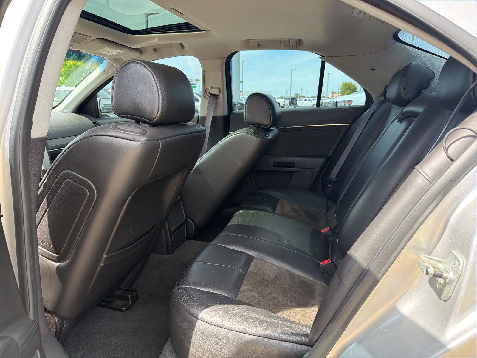 Used 2006 Cadillac STS V image 19