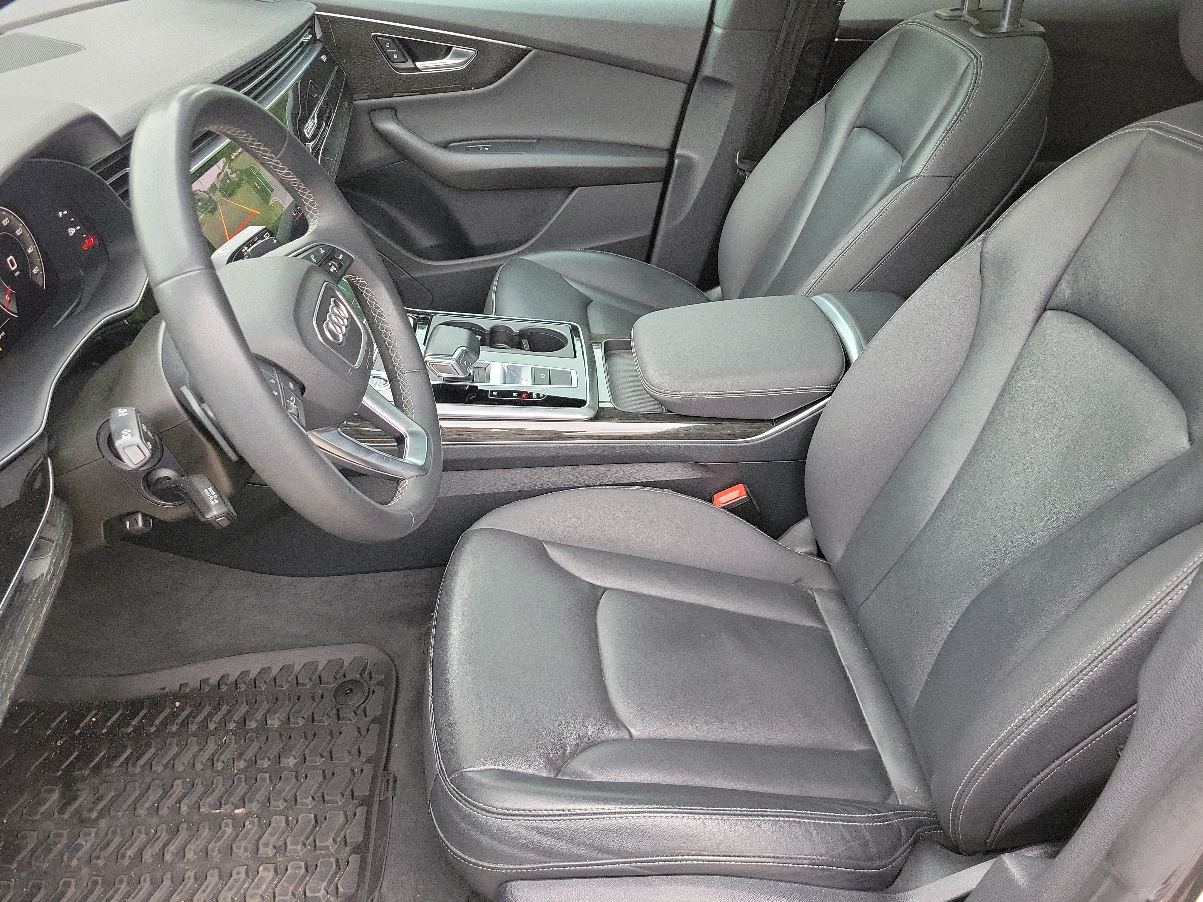 Used 2021 Audi Q8 Premium w/ Black Optic Package AWD/4WD image 9