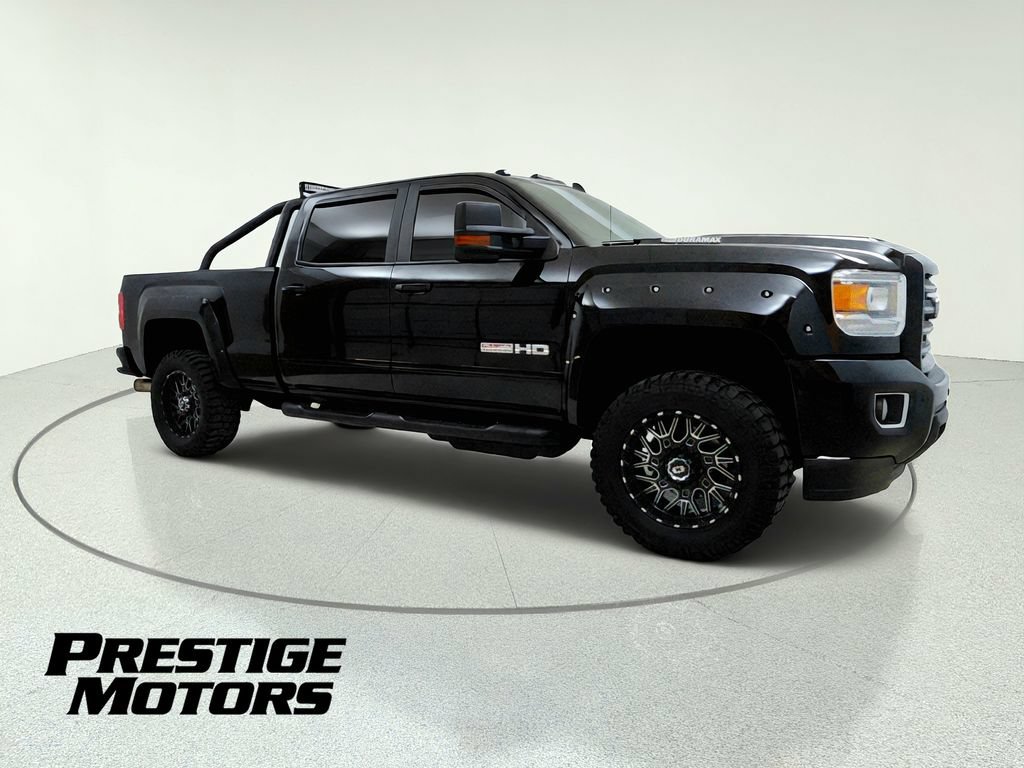 Used 2017 GMC Sierra 2500 SLT w/ All-Terrain HD Package AWD/4WD image 10