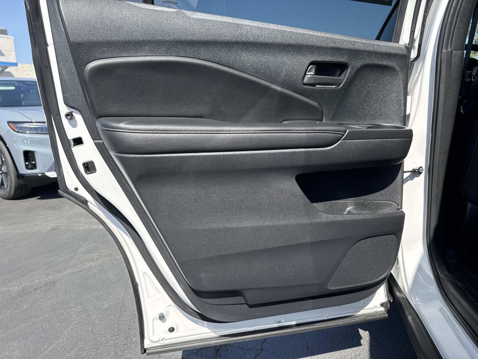 Used 2023 Honda Passport EX-L image 24