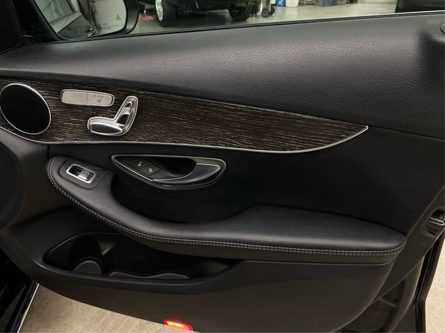Used 2019 Mercedes-Benz C 300 4MATIC Sedan image 28