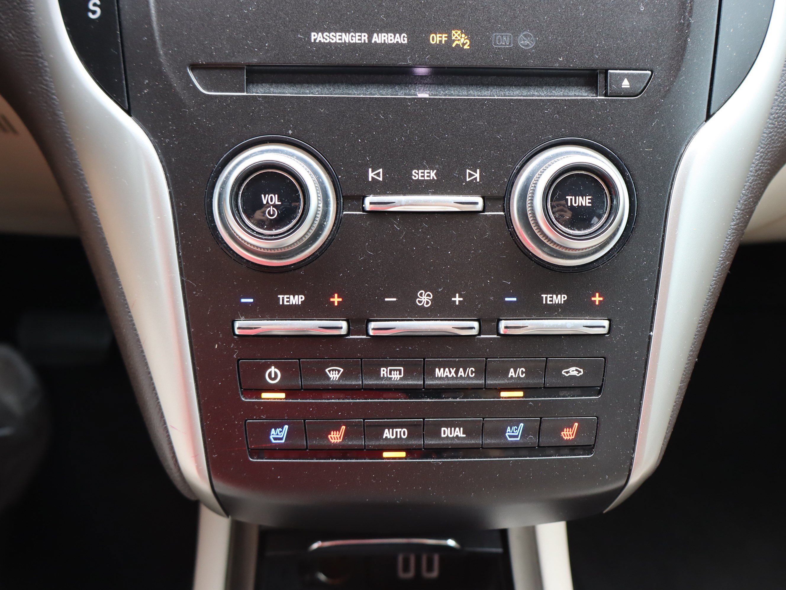 Used 2018 Lincoln MKC Reserve FWD image 28