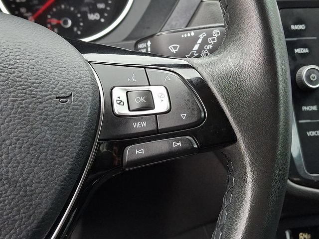 Used 2020 Volkswagen Tiguan SE AWD/4WD image 22