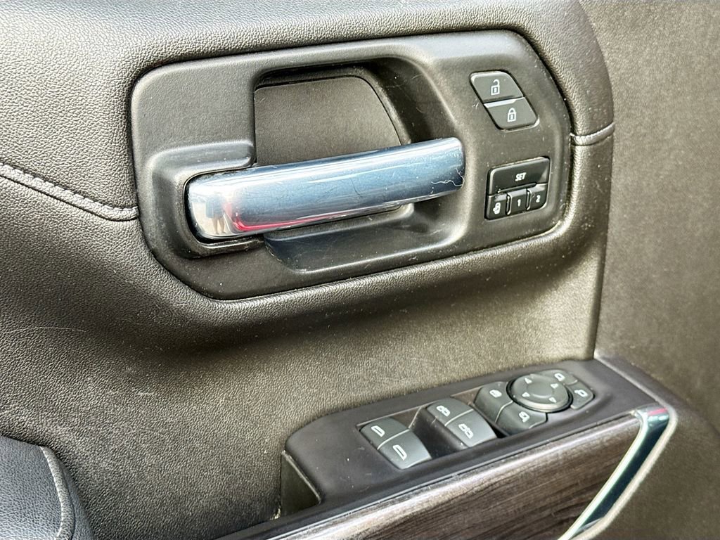 Used 2021 Chevrolet Silverado 1500 LTZ w/ LTZ Premium Package image 17