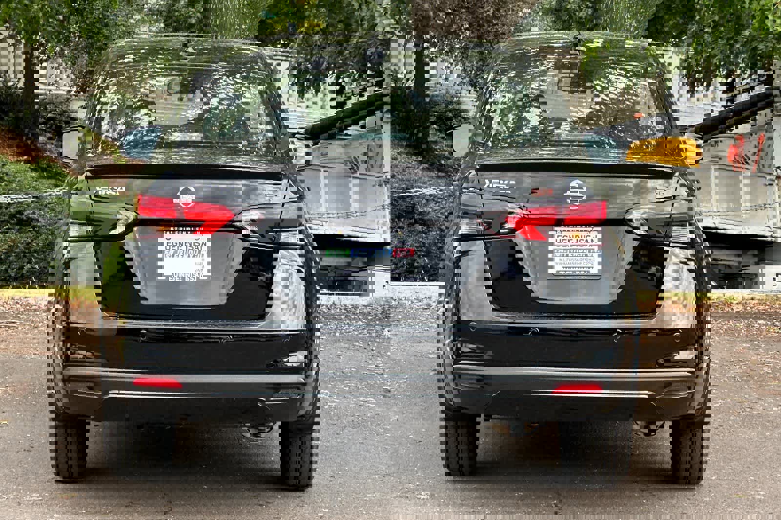 New 2025 Nissan Versa SR w/ Trunk Package image 7