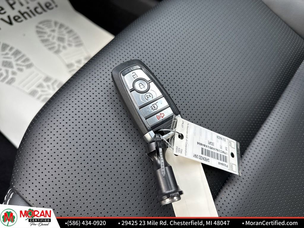 Used 2025 Ford Escape Platinum image 32