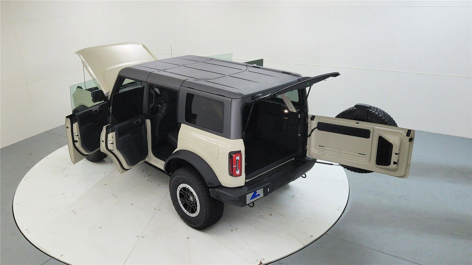 New 2025 Ford Bronco Badlands image 20