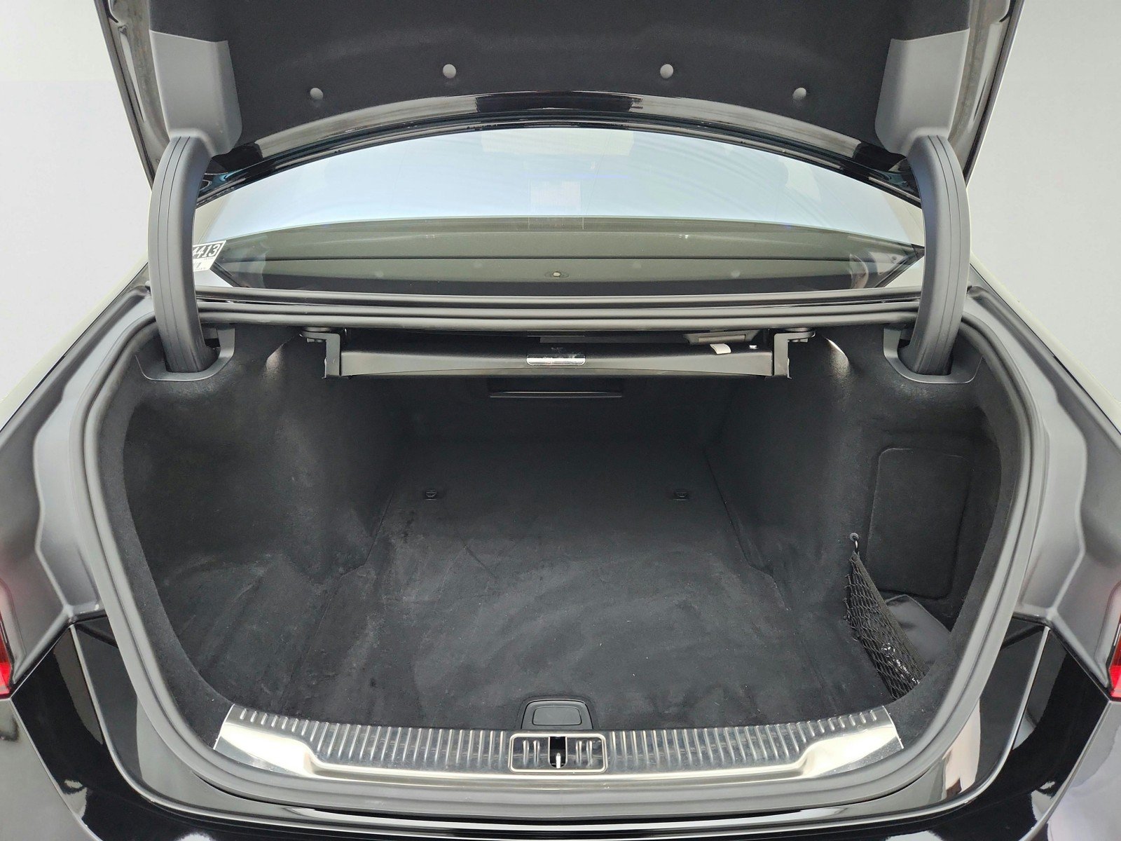 Certified 2025 Mercedes-Benz S 580 4MATIC Sedan image 32