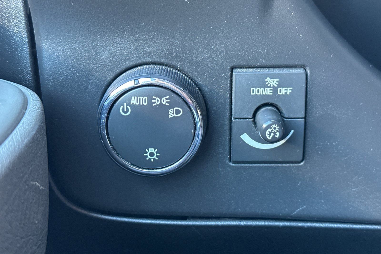 Certified 2019 Chevrolet Express 3500 LT w/ LT Preferred Equipment Group image 33