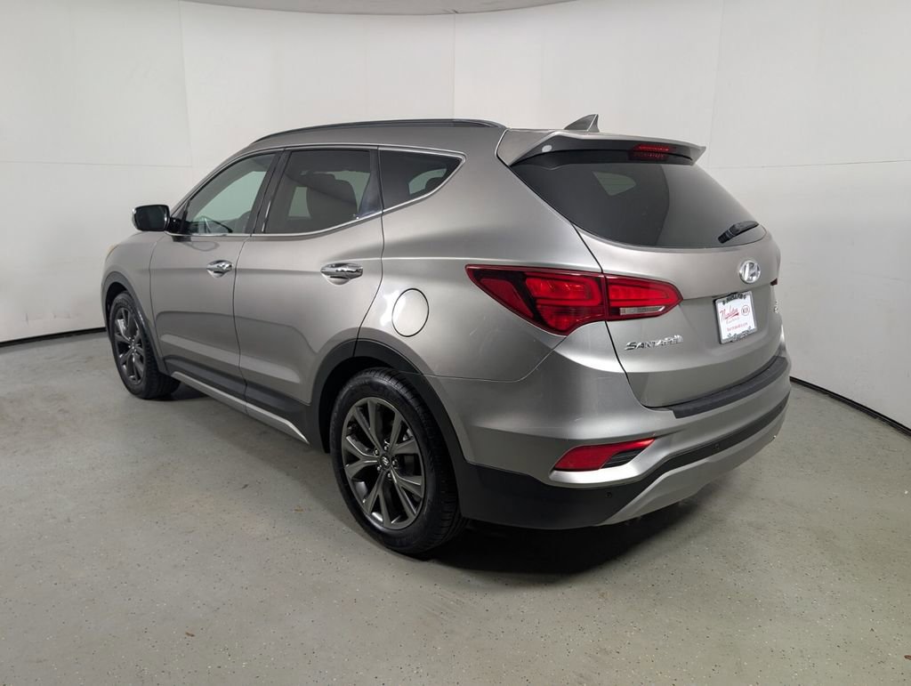 Used 2017 Hyundai Santa Fe Sport image 5