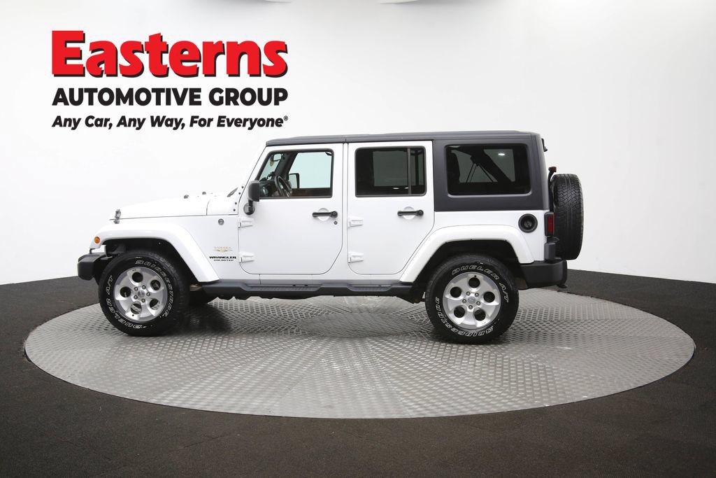 Used 2015 Jeep Wrangler Unlimited Sahara w/ Connectivity Group AWD/4WD image 61