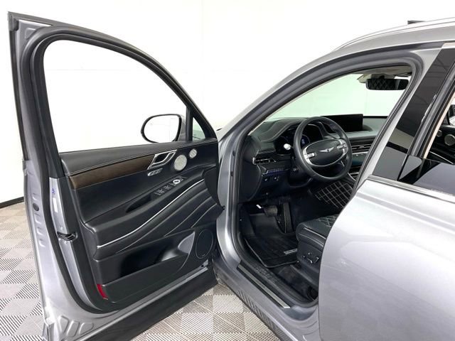 Used 2024 Genesis GV80 3.5T w/ Prestige Package image 26